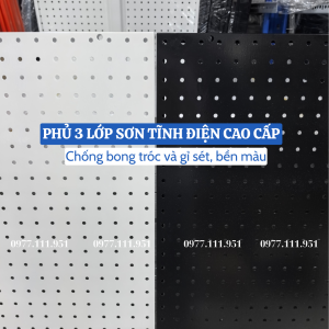 Tấm tôn đục lỗ cài móc treo phụ kiện