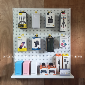 Kệ Pegboard gắn tường treo vợt cầu lồng