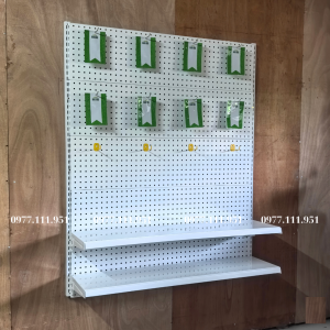 Kệ Pegboard gắn tường treo vợt cầu lồng