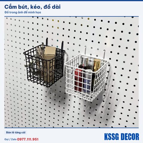 Giỏ cài tôn vuông màu trắng khi dùng thực tế