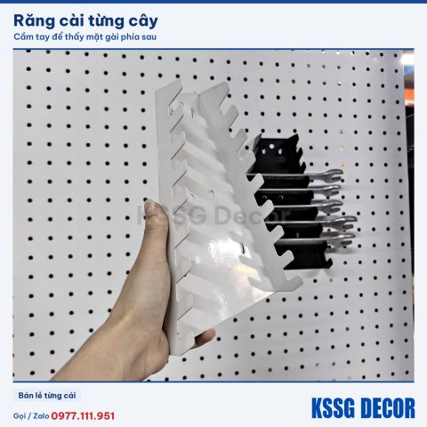 Cận cảnh khay cờ lê mẫu mới 20cm màu trắng