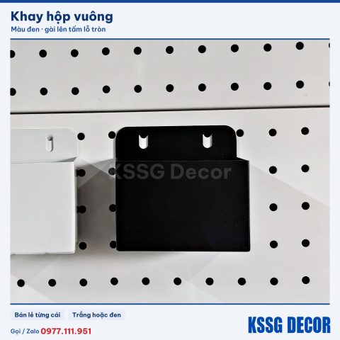 Khay vuông màu đen, ảnh thực tế (1)