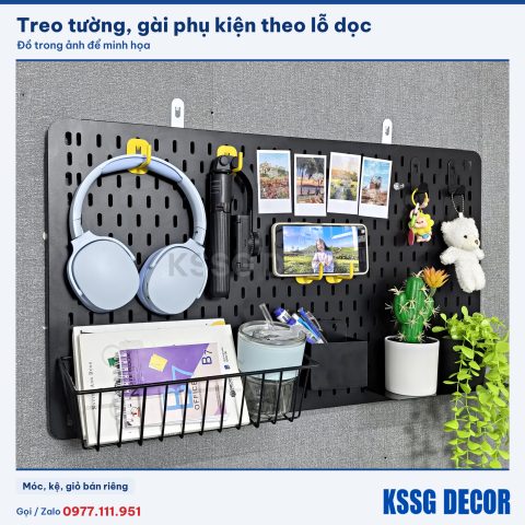 Tấm pegboard lỗ dọc 70×40cm màu đen nhìn nghiêng