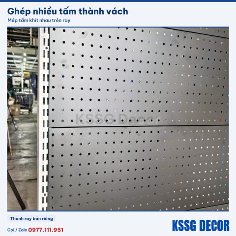 Cận cảnh tấm tôn gài thanh ray 90×21cm màu đen