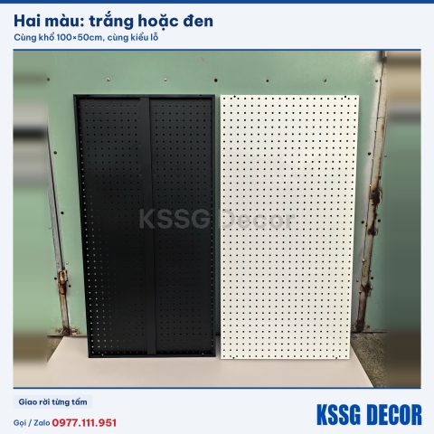 Tấm tôn lỗ 100×50cm có sóng màu đen, cận cảnh màu sơn
