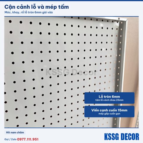 Cận cảnh tấm tôn lỗ 60×60cm màu trắng