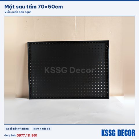 Mặt sau tấm tôn lỗ 70×50cm màu đen