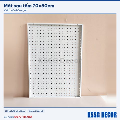 Mặt sau tấm tôn lỗ 70×50cm màu trắng