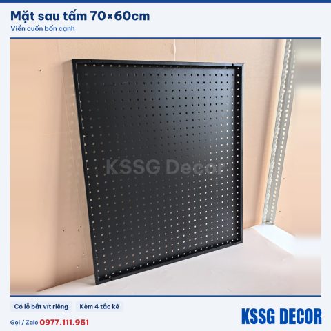Mặt sau tấm tôn lỗ 70×60cm màu đen
