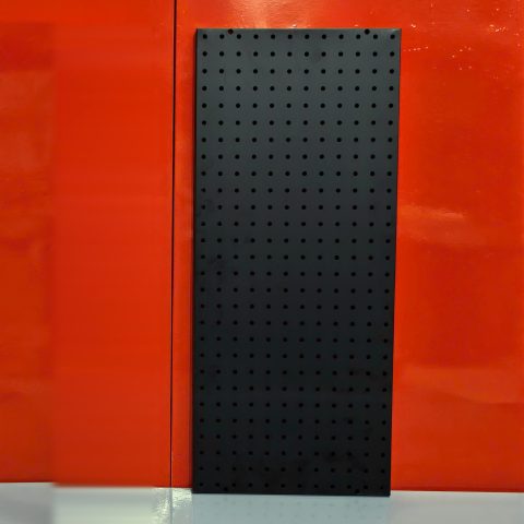 Tấm tôn lỗ 80×30cm, đen hoặc trắng