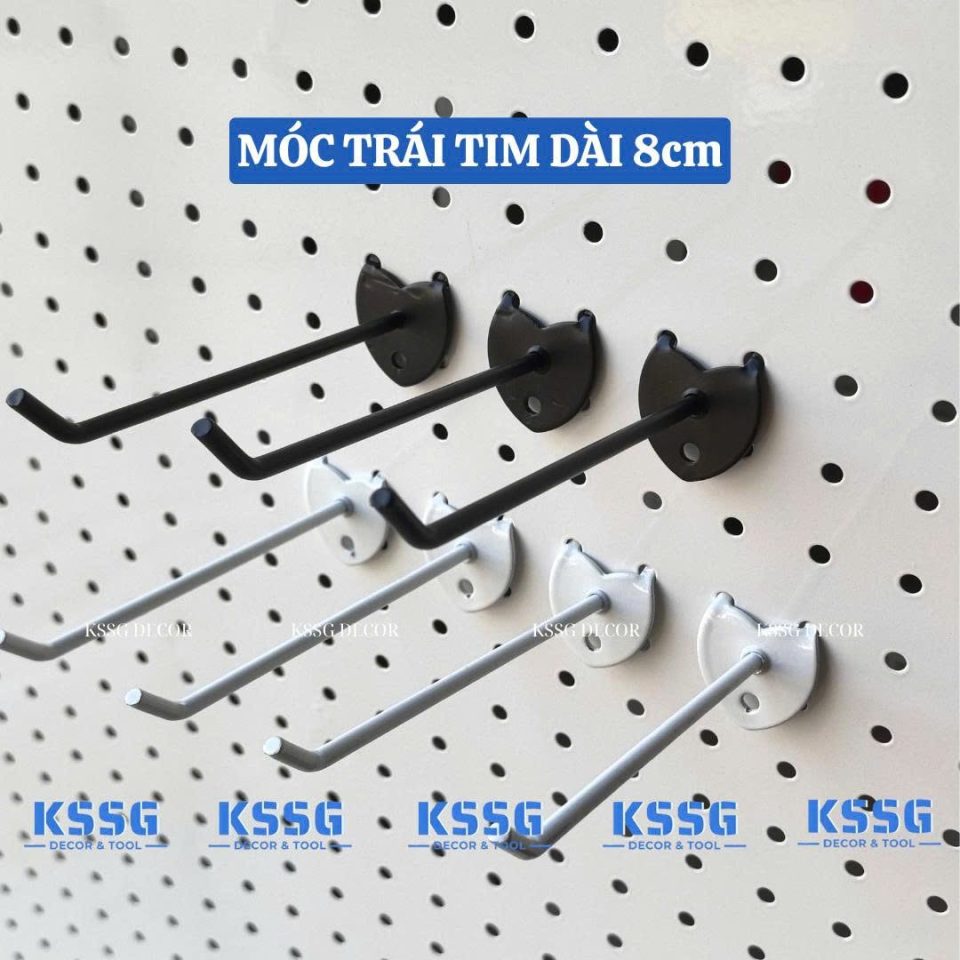 Tấm tôn đục lỗ tại cửa hàng