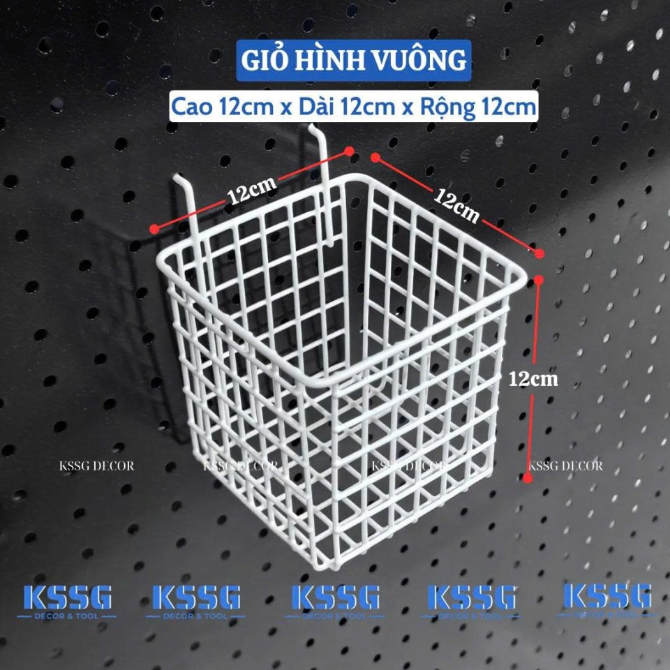 Tấm tôn đục lỗ tại cửa hàng